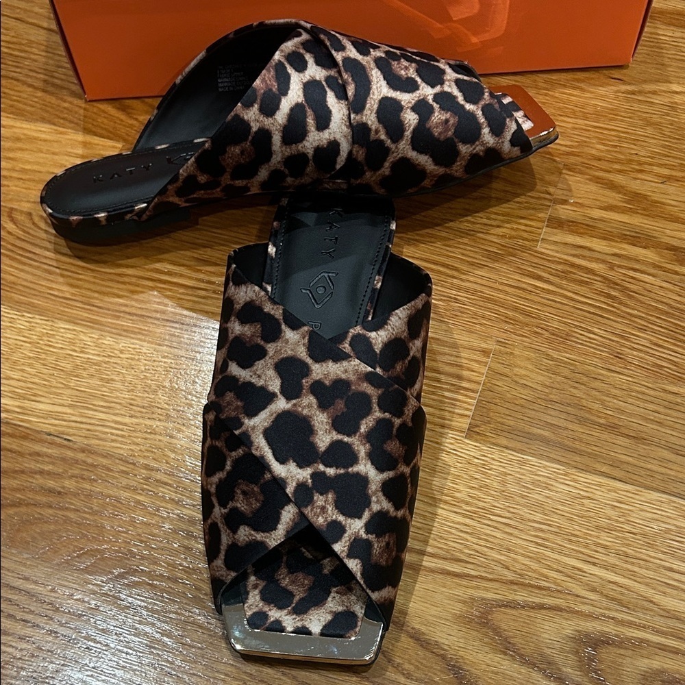 Katy Perry Collections Leopard Print cross over check in slide Satin Sandals 8.5 - Picture 10 of 10